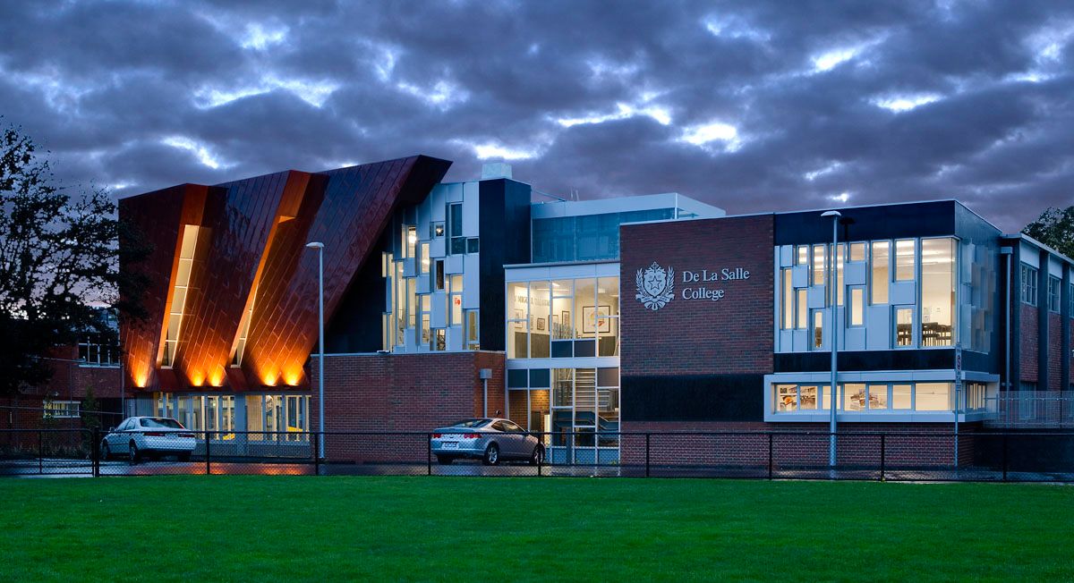 20-year high school reunion: a report.